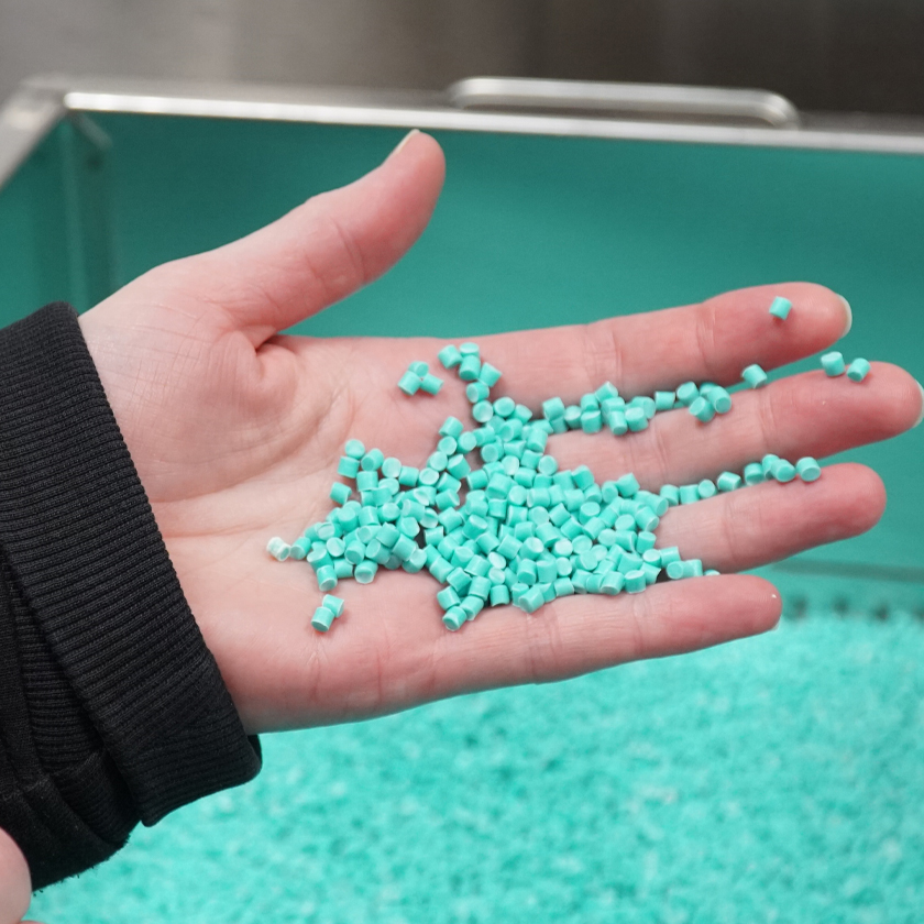 Granules Hand Image And Text 840X840