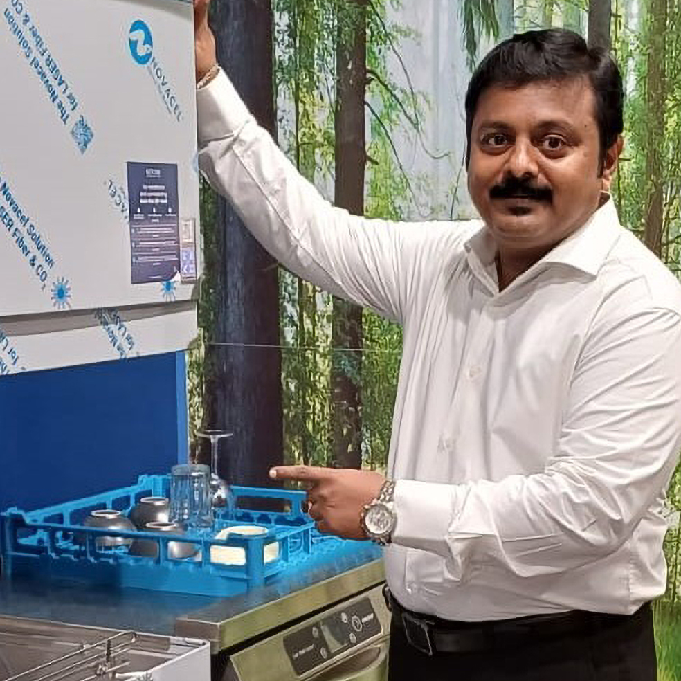 Subish Thomas Image And Text 840X840