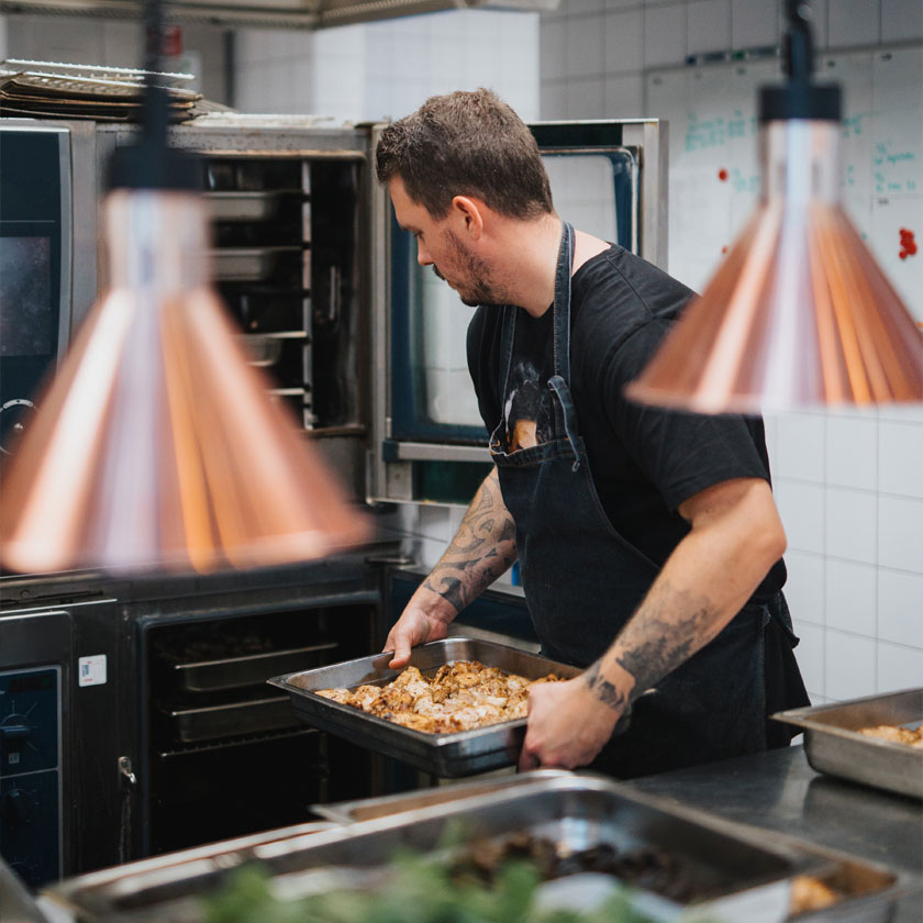 Chef Oven Loading Right Image And Text 840X840