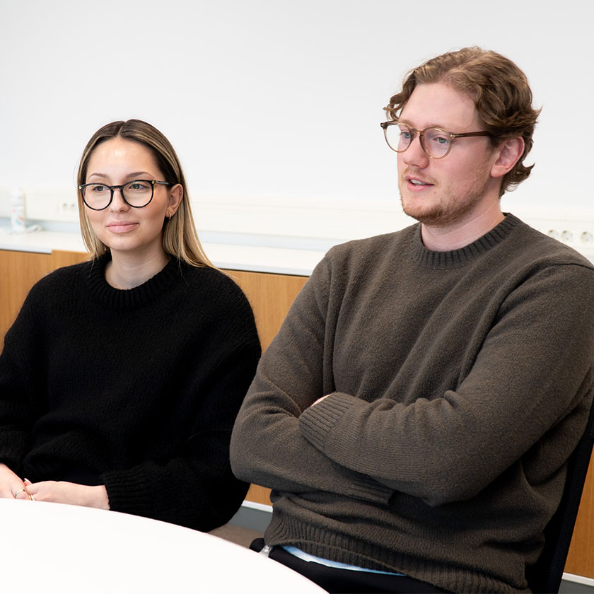 Adrian Almina 840X840